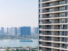 省府临江央企现房 南北通透4房 师大附中双语 清盘特惠
