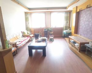 新一代A区 142平3居 南向简装修 着急出售