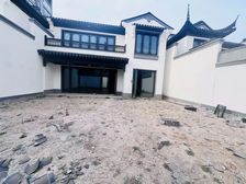 抢!直落100 !独栋别墅!中式和园!私家车库!前后大院!