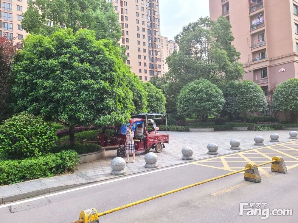 小区相关图