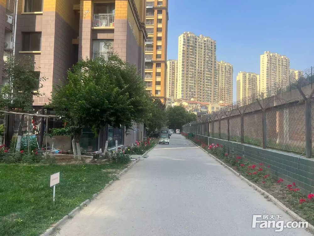 小区相关图