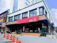 亚运村丨年50万丨30米面宽丨带21车位丨近地铁丨可餐饮