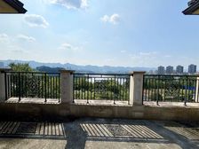 天钜传世独栋, 头排看江,高尔夫江景视野 带500平花园