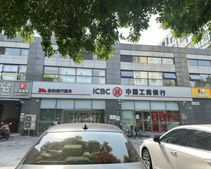 捡漏!海淀五道口 银行承租 能个人买 门前有车位 有燃气