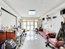 温哥华花园 套三 双卫 南向客厅带落地窗 不靠路 好楼层
