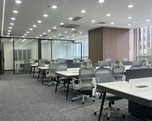 天府三街软件园旁、地铁上盖、整层精装甲级办公楼、可拆分出售