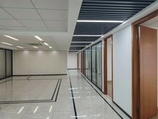 潘火地铁口 和荣大厦580平精装多隔间 东南朝向