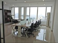 高新万达广场东临未来城商务中心新装修带办公家具房主给做隔间