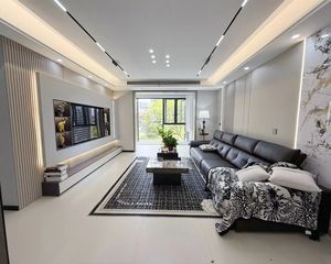 上新!万科品质次新小区,市府北,采光视野佳,全屋定制,来咨询