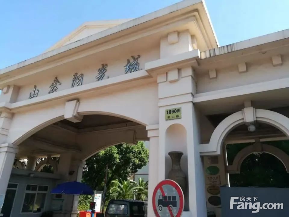 小区相关图