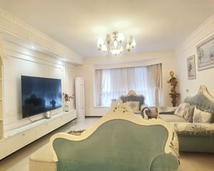 河畔花园 套三双卫 住家欧式精装修 全屋智能 品牌家具家电