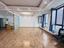 市中心 好招人 交通方便铂金公馆130平米 希尔顿先天下商圈