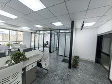 新世界中心A座 可注册 珠江路地铁口 华利国际 全套家具