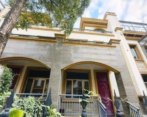 急售 西平帝景中央联排别墅 上下5层 带前后花园双车位