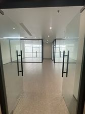 金湾地标用地金湾华发国际商务中心160平出租招商,航空新城旁