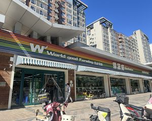 北京西站 西二环 单价九千 可个人买 有车位 低价急售