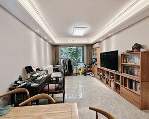 通州马驹桥南北通透三居 满五精装电梯房310万
