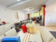 实力北岸 交通便利 小区绿化高 南北通透 正规商品房 近医院