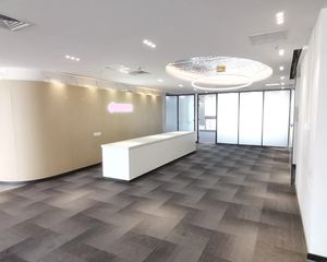 地铁2/6/13号线、三面采光河景办公、东大街太古里商务中心