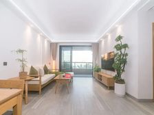 半岛城邦一期大三房,装修保养好,价格笋