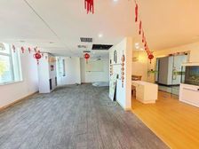 宜山路地铁站 景鸿大楼 88平120平230平 单价2.5元