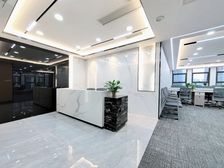 高新金融城甲级写字楼235平中层 2.5元/平/天