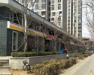 北京经开壹中心高层南北通透电梯