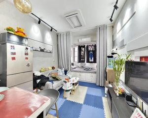 中铁银杏广场 1室1厅 西南