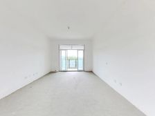 布鲁斯·海德庄园 3室2厅1卫 毛坯 63.8万元