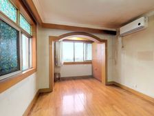 地铁口、老真情、小区环境不错,全明,看房有钥匙
