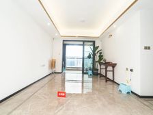 坪山花样年好时光3室2厅,近地铁,同户型低价,拎包入住