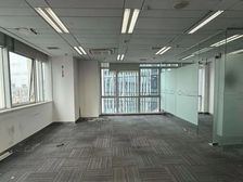保利克洛维半层写字楼出售 方正实用率高 税费低 价格可议
