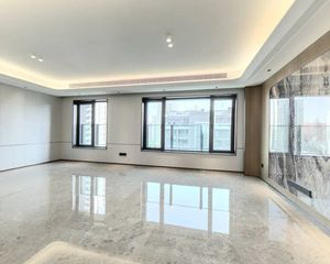 中海甲叁號院 3室2厅 150.66平 有钥匙 随时看