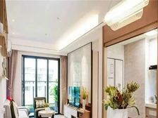 品实云湖花城 送车位 南向 包税费 急售 中层 价格可谈