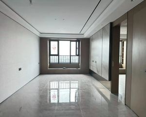 朝阳三环,中建星光里三居,精装三居,带2 车位和2个储藏间