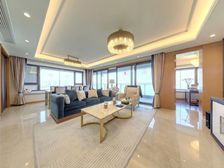 新上一线湖景房 店长主推 业主自住 拎包即可入住