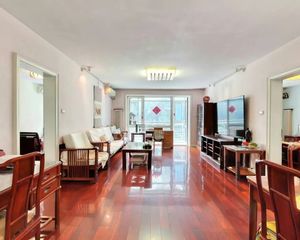 长河湾品质电梯房低楼层157.19平精装南北3室2厅2卫出售
