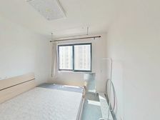金海华城悦虹雅苑 电梯房 南北通透 次新房 交通便利 精装修