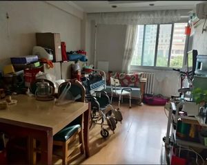 阜成门南大街南北通透三居室 满五简装中层住宅