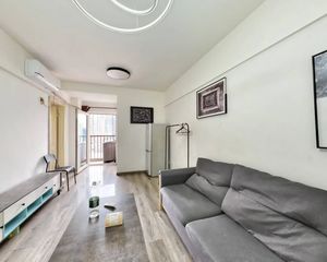 新城市广场1室1厅南