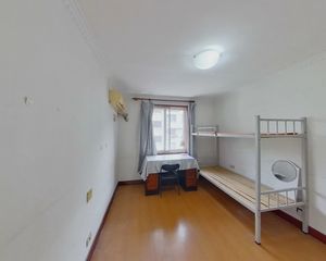 近江地铁口附近 天地实验对口开元,金三银四楼层 标准三居室