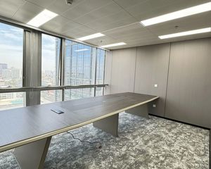 五道口清华同方科技广场 B 座|整层 1816㎡精装现房出售