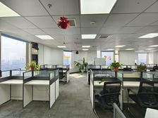 鼓楼地铁口 紫峰大厦旁 城市名人 精装带家具 可分正对电梯口