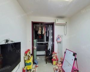 板桥南街7号院 1室1厅 南北 简装