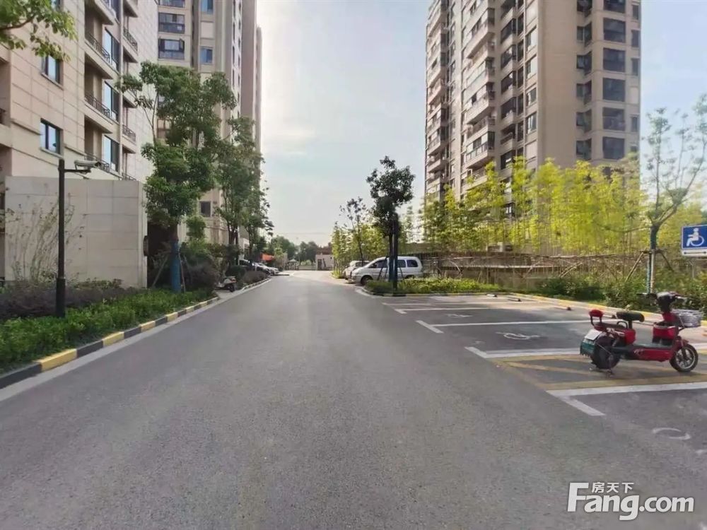小区相关图