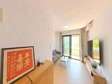 松江万达旁 带个大露 小区绿化高 商品住宅 南北通透