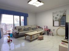 城北市场商住楼 南北通透三房 满二精装仅61.8万