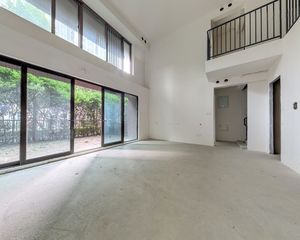 龙湖梵悦台 4室2厅 东南