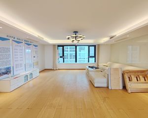 国贸永安里东方瑞景,198平,1400万,东南北通透,高楼层