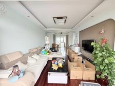 商品住宅 南北通透 小三居 电梯房 出行方便 高楼层视野好